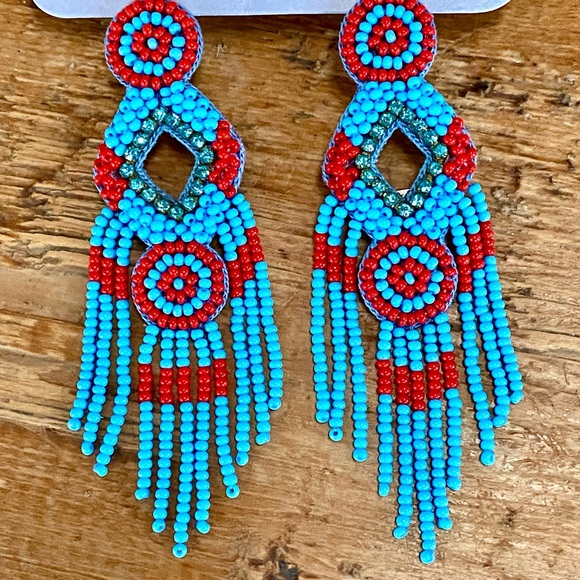 🌺🎉HP🎉🌺 NWT Deepa Gurnani Beaded Chandeliers - Picture 3 of 16